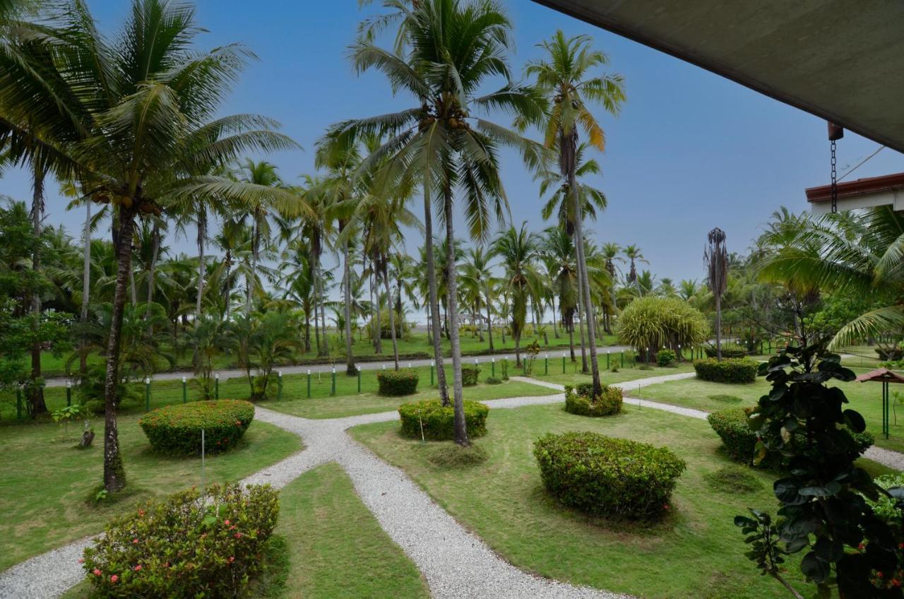 Cocomar Beachfront Hotel Parrita Exteriör bild